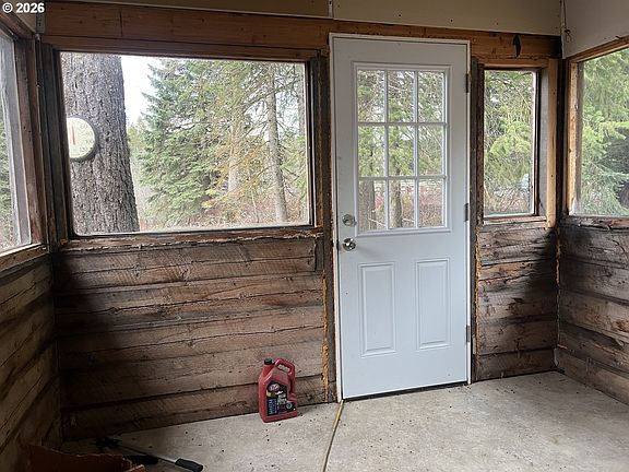 4th image of 58215 Highway 204