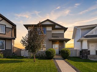 206 Truant Cres, Red Deer, AB T4P 0S8