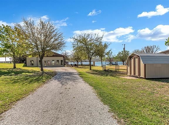 2nd image of 2619 Murrell Dr