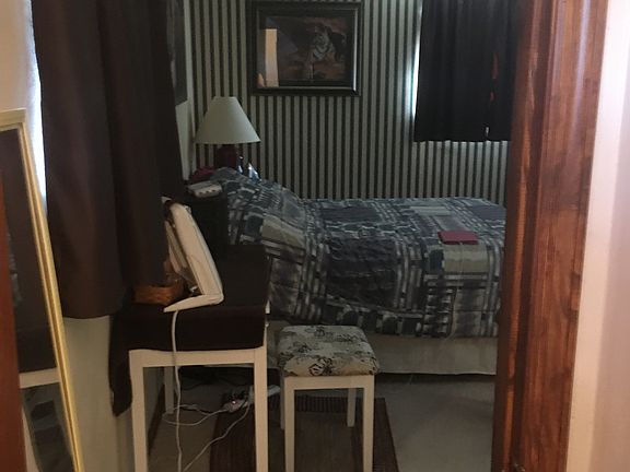 4th image of 300 Lindell Dr