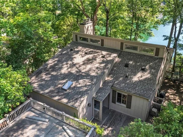 173 Narrows Dr, Waleska, GA 30183