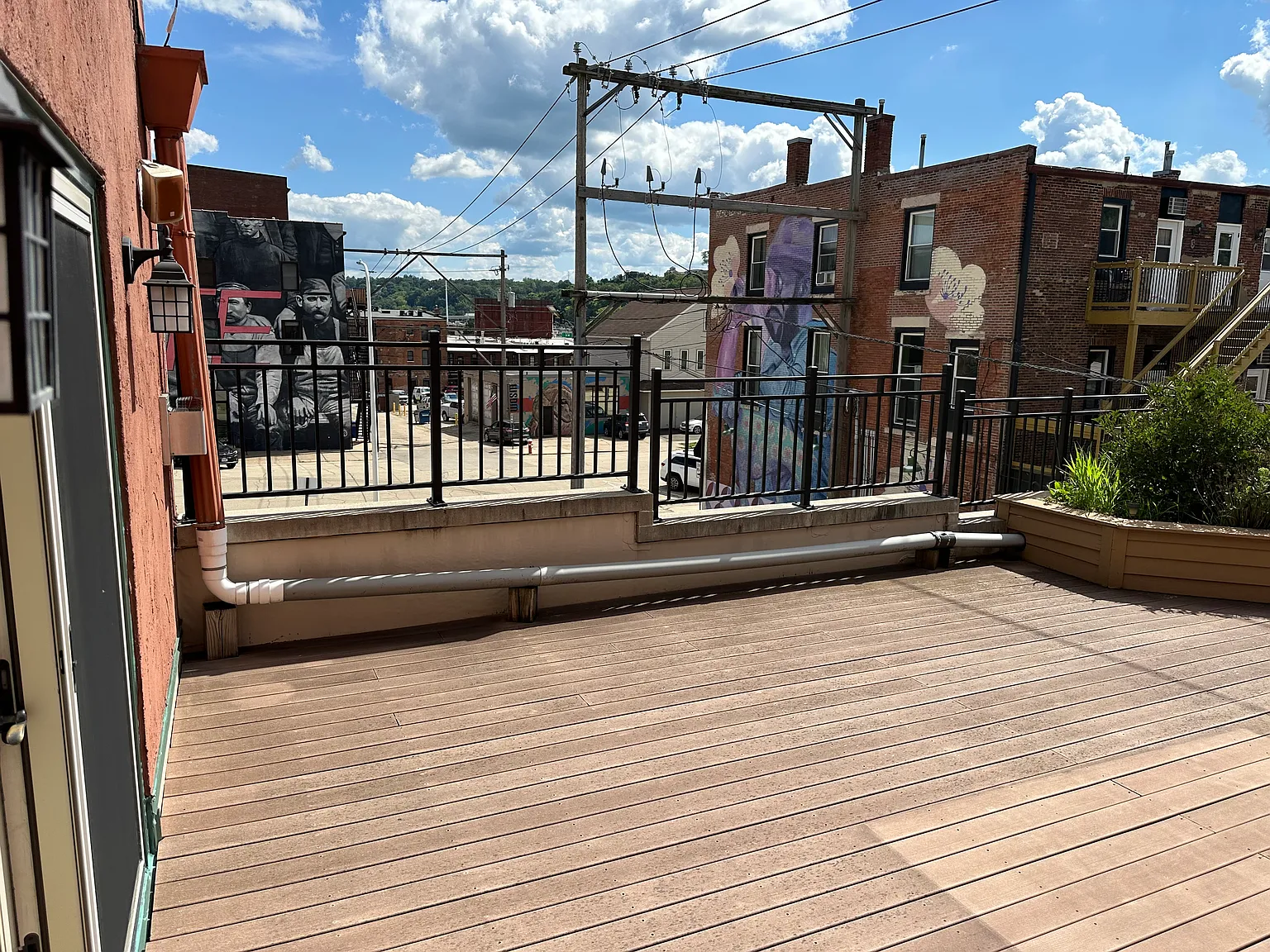 2 bed, $1,950 — Photo 2