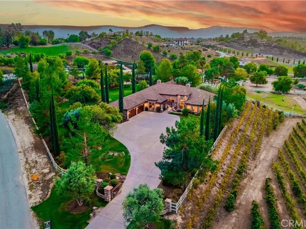 41945 Calle Contento, Temecula, CA 92592
