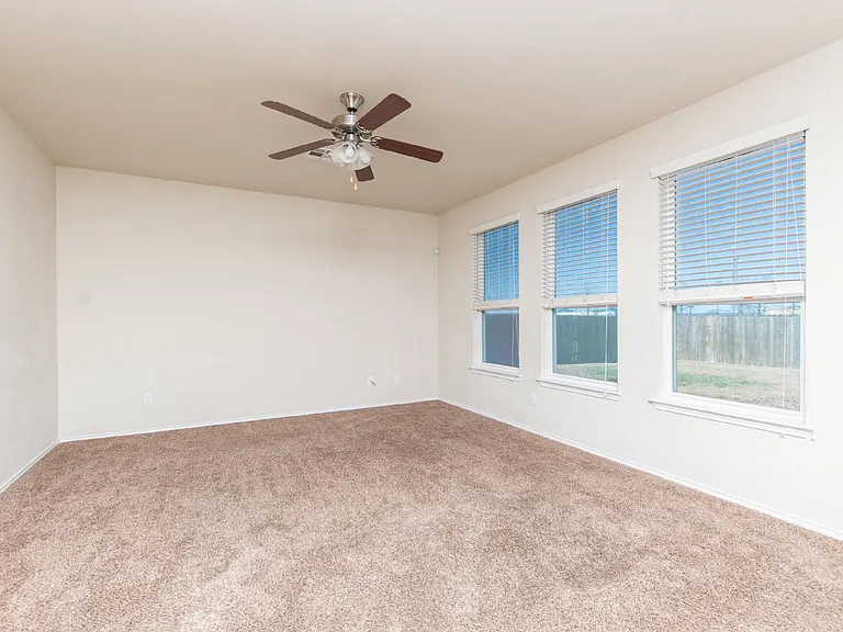 3007 Black Orchid Dr — Photo 3
