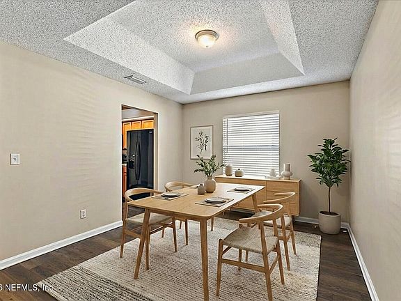 4th image of 6718 MORSE GLEN Lane