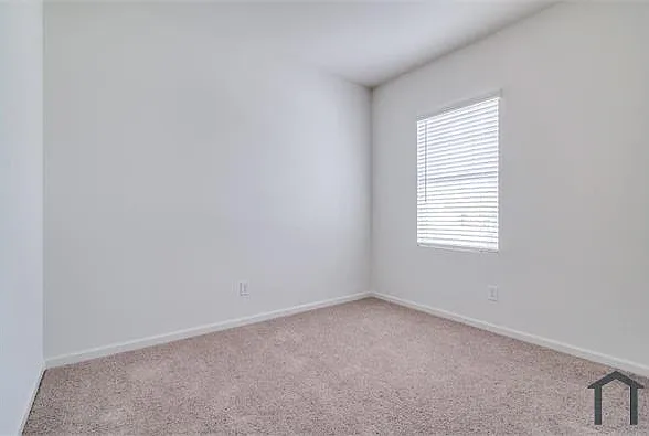 1876 Lockhart Dr — Photo 15