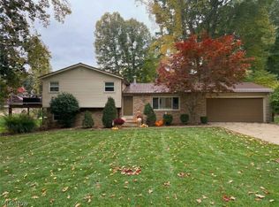 2 Taas Trl, Malvern, OH 44644