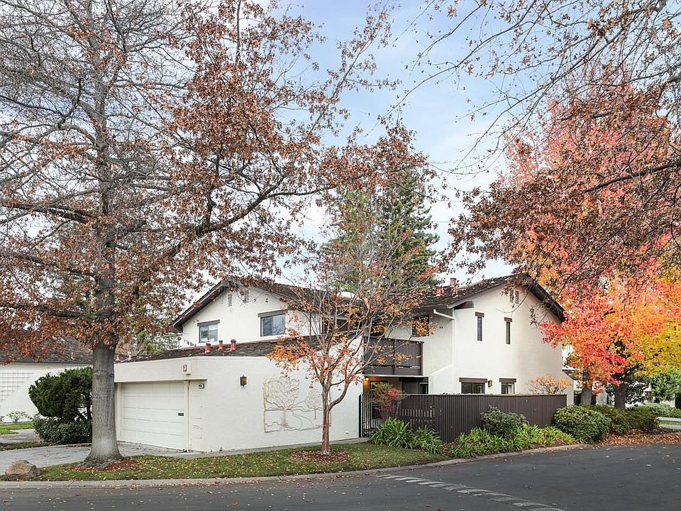 1st image of 2450 Sharon Oaks Dr
