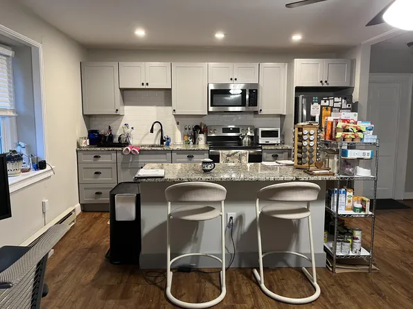 1300 Hares Hill Rd, Phoenixville, PA 19460