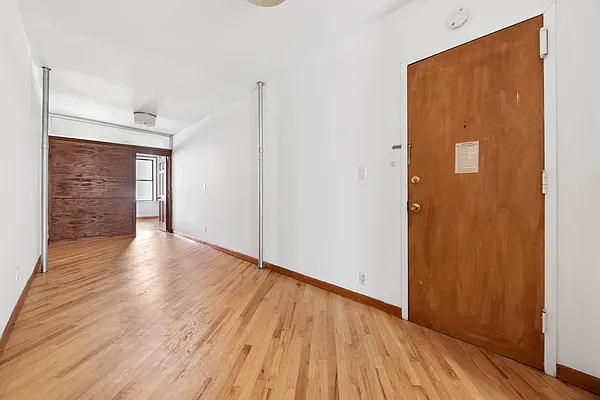 Rented by REAL New York | media 6