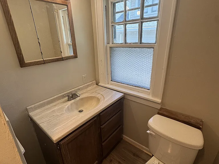 463-465 Glenwood Ave #463 — Photo 9