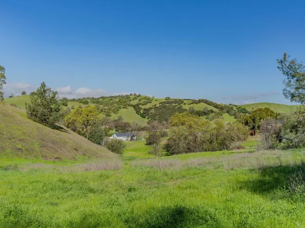 14651 Bunker Hill Rd, Amador City, CA 95601