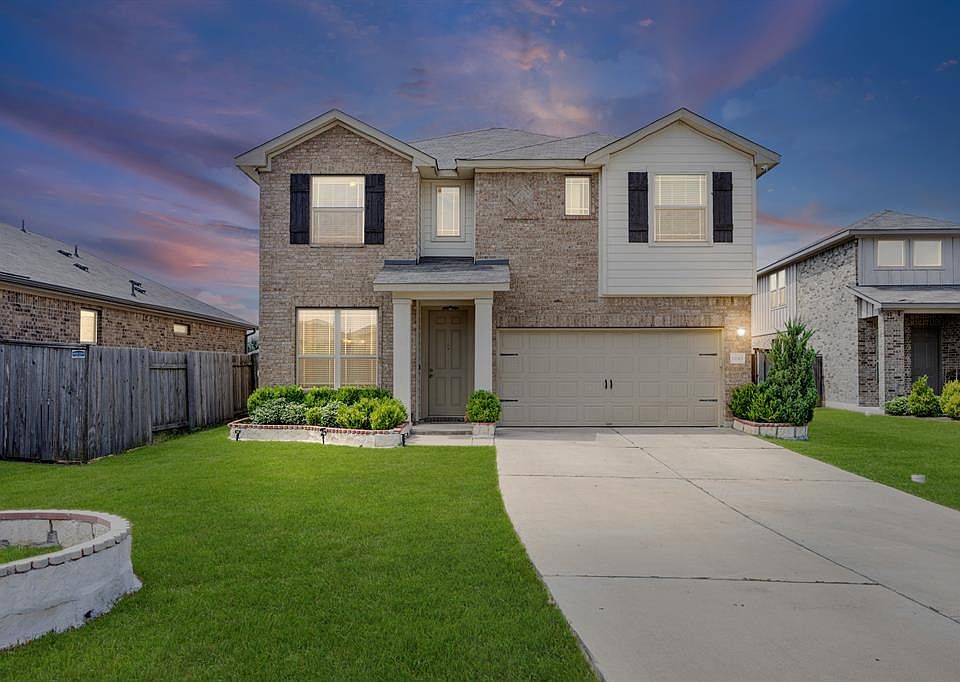 1st image of 11813 Sandy Lodge Ct