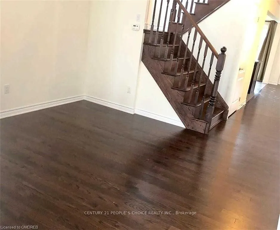 3 bed, $3,000 — Photo 4