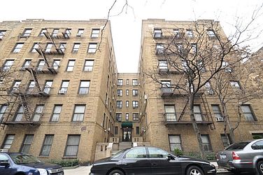 233 Naples Terrace in Kingsbridge