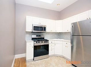 35-07 31st St #1R, Astoria, NY 11106