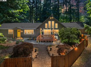 69080 E Vine Maple Dr, Rhododendron, OR 97049