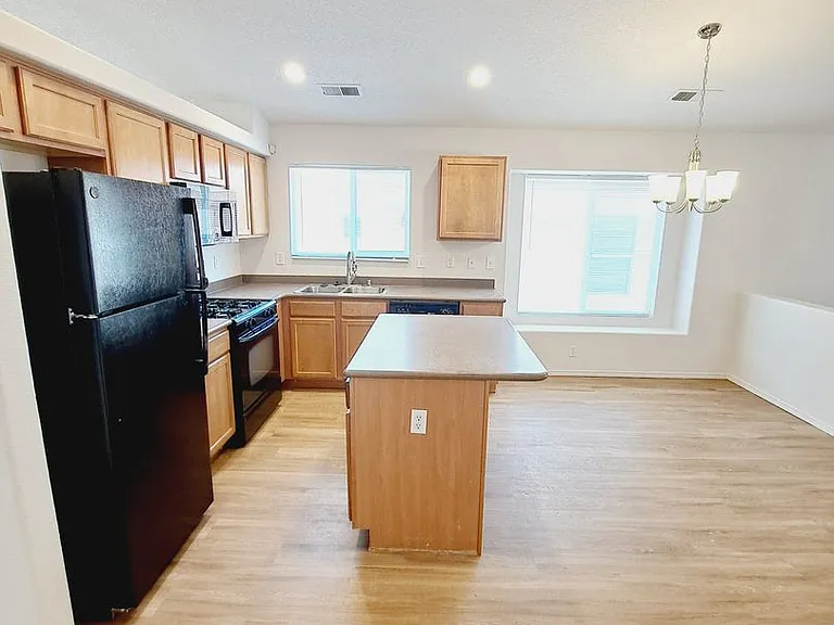 2811 Desert Sage Ave SW — Photo 8
