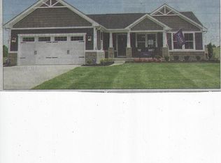 232 Heritage Dr, Wellington, OH 44090