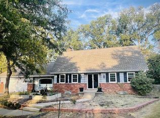 1040 N Lawrence Ct, Wichita, KS 67206