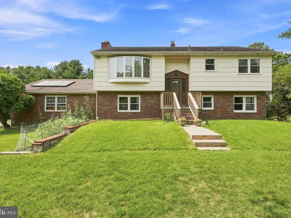 116 E Ridgewood Ave, Galloway, NJ 08205