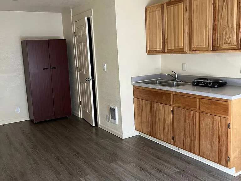 1331 High St — Photo 3