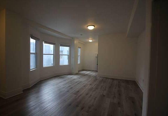 4th image of 665 Eddy St #4
