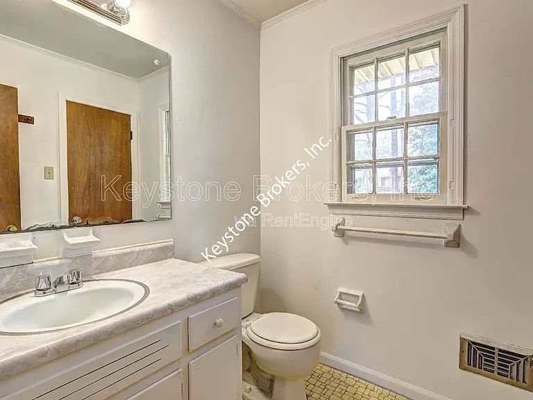 3635 Las Olas Dr — Photo 9