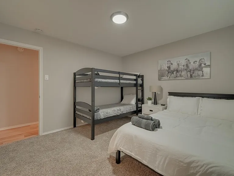 502 Stillmeadow Dr — Photo 28