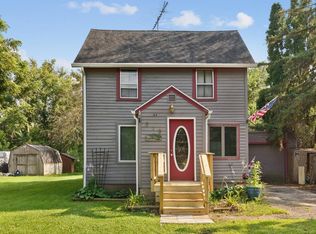 519 10th St SW, Faribault, MN 55021