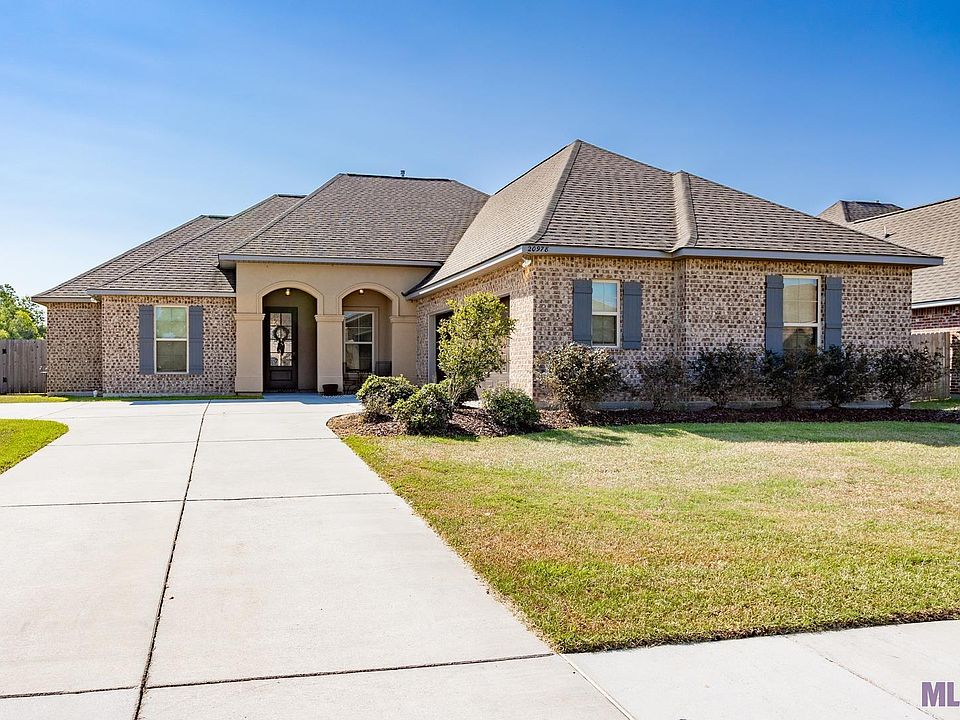 1st image of 20978 High Plains Dr