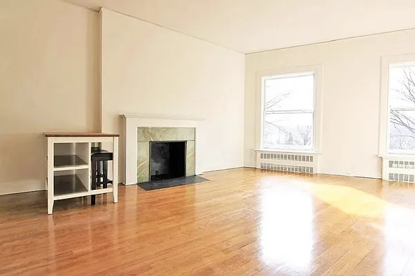 Rented by Balass Ralph, LREB | media 17