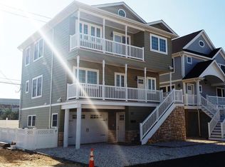 29 Colony Rd, Seaside Heights, NJ 08751