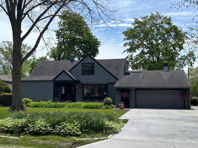 433 West Fairy Chasm ROAD, Bayside, WI, 53217