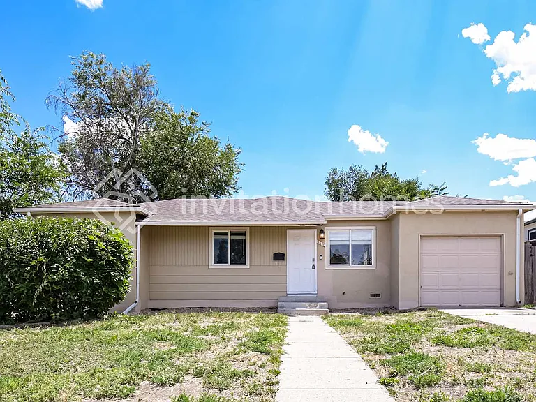 1640 Ruth Dr — Photo 1