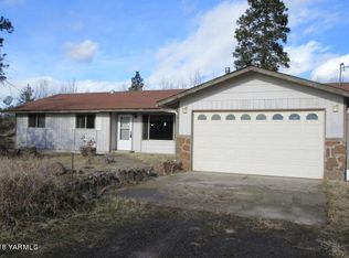 3361 Rosenkranz Rd, Tieton, WA 98947