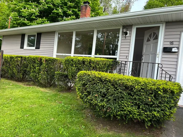 98 Cottage Grove Lane, Waterbury, CT 06706