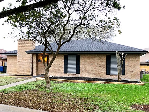 3rd image of 11622 Opossum Creek Dr