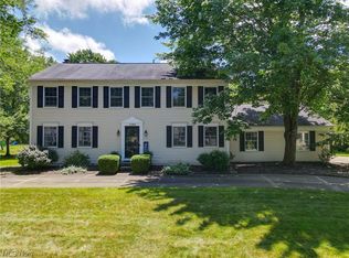 2380 Tyre Dr, Hudson, OH 44236