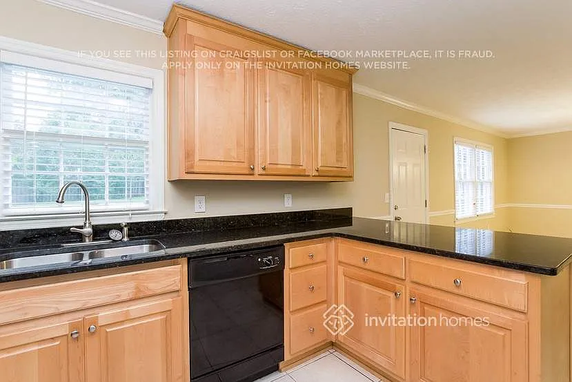 2975 Summit Point Ct Snellville, GA 30078 — Photo 4