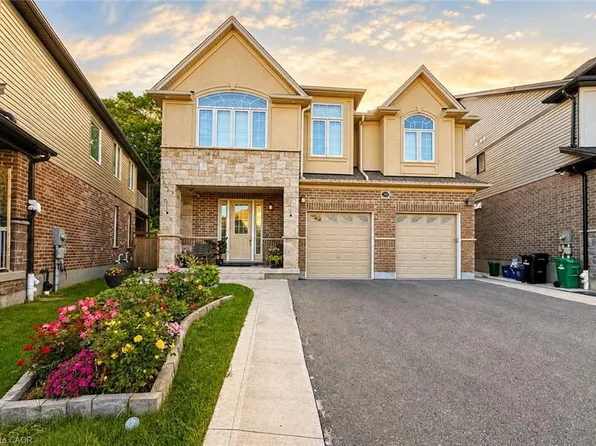 285 Sedgewood St, Kitchener, ON N2P 0J6