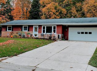 326 Overlook Ln, Battle Creek, MI 49017