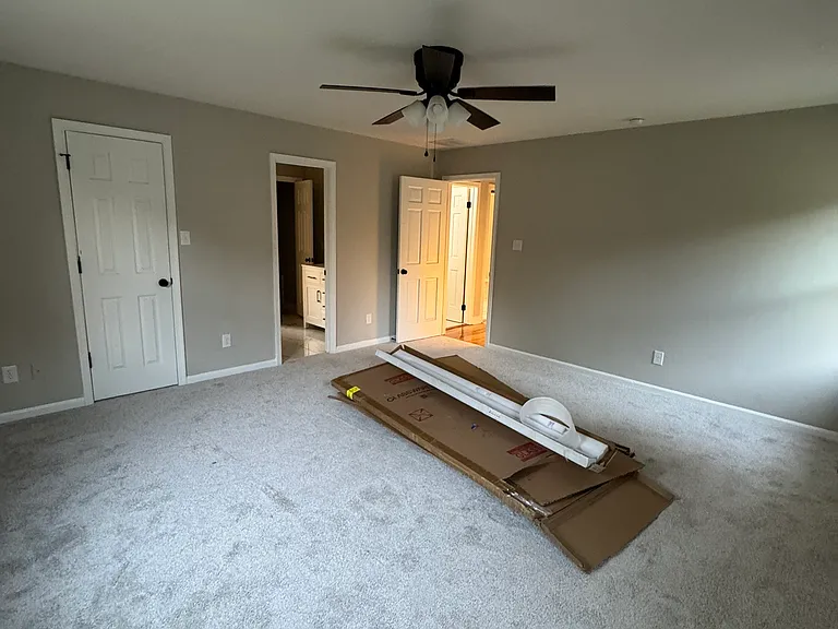 816 Moffat Ln — Photo 12