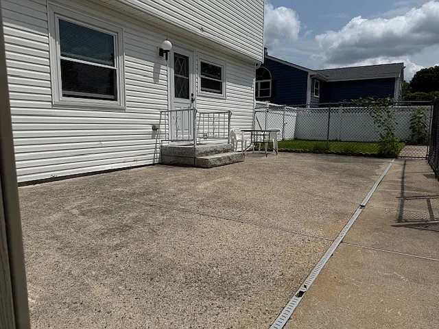 16 Indian Rock Dr #B — Photo 13