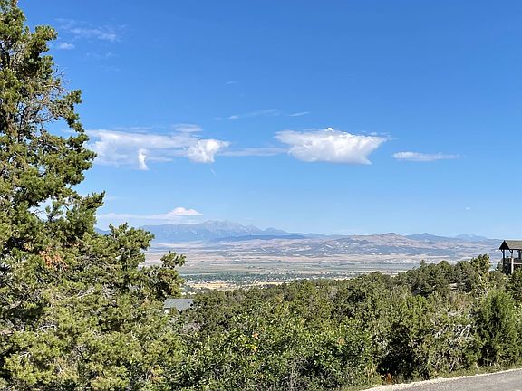 5th image of 19 E Horseshoe Mountain Est