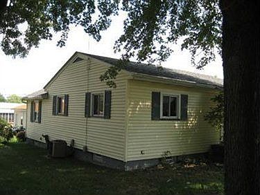 2nd image of 1569 Martha Ave