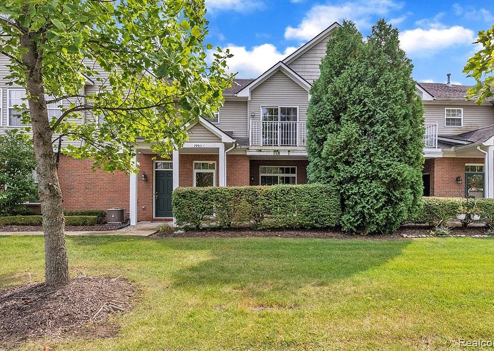 29911 Trail Creek Dr, New Boston, MI 48164 Zillow