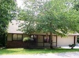 16 Chapel Ln, Bella Vista, AR 72715