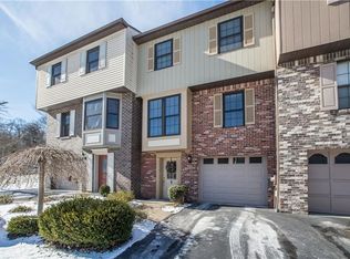 740 Windvue Dr, Pittsburgh, PA 15205