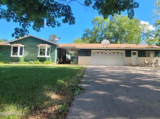 301 Sunset Ave, Detroit Lakes, MN 56501